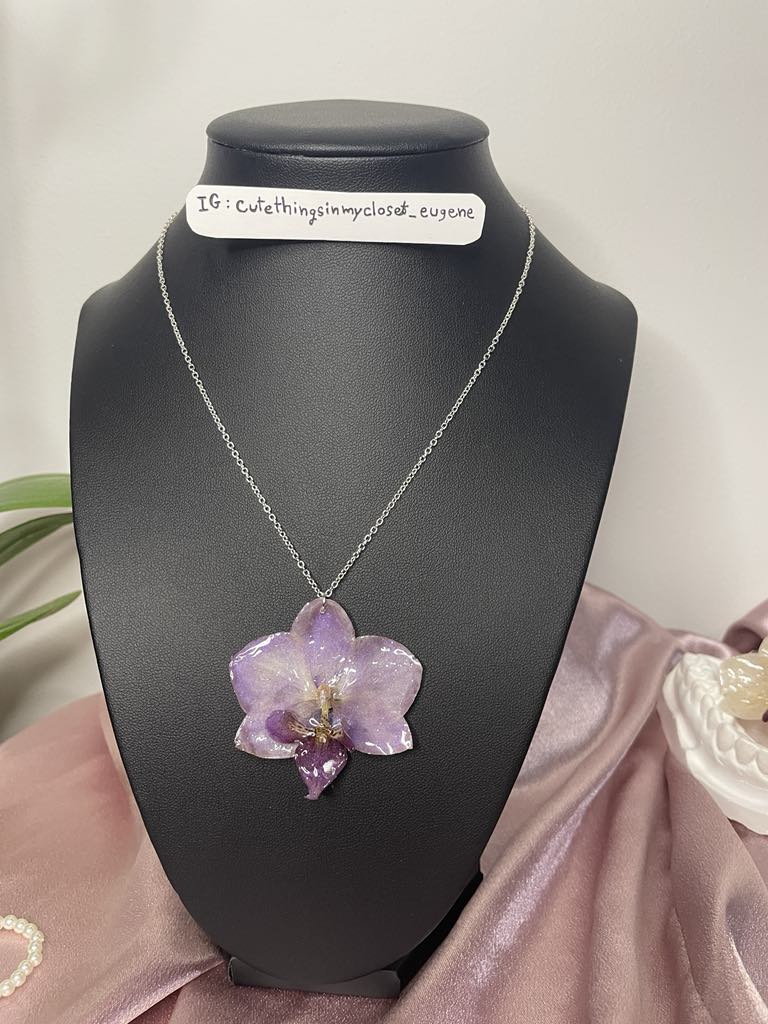 purple real orchid necklace