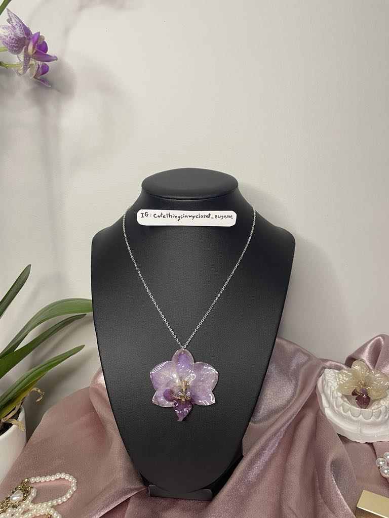 purple real orchid necklace