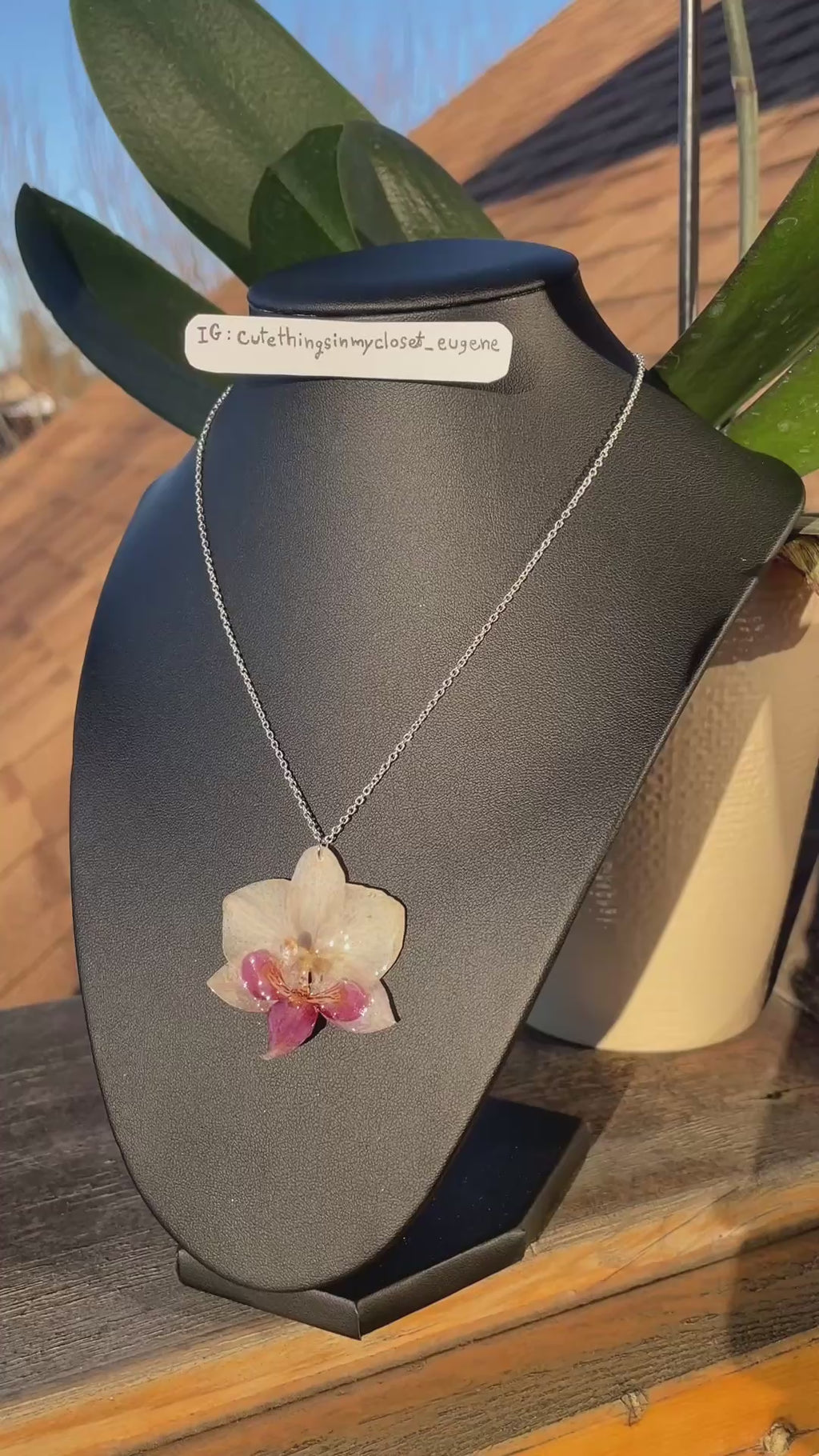 natural color real orchid necklace